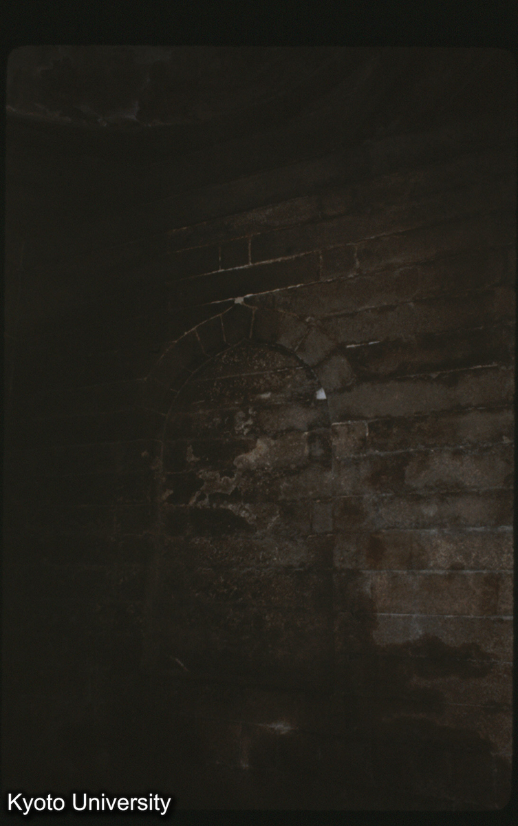 90-4_泉州 清浄寺大門（聖友寺） 後室 尖栱龕 (1)