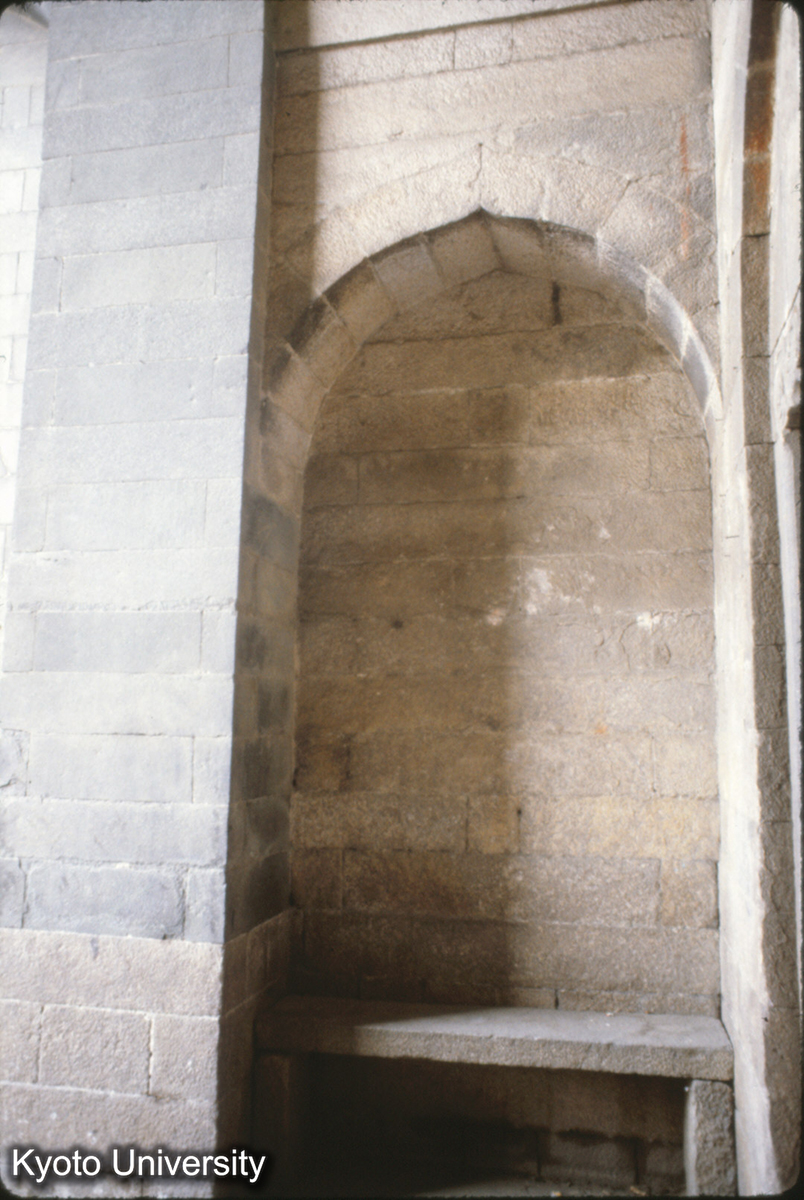 90-11_泉州 清浄寺（聖友寺）大門 中部 尖拱龕 (1)