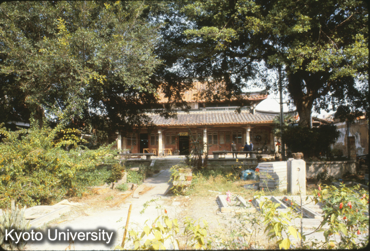 90-28_泉州 承天寺大殿 （其前原有双塔?） (1)