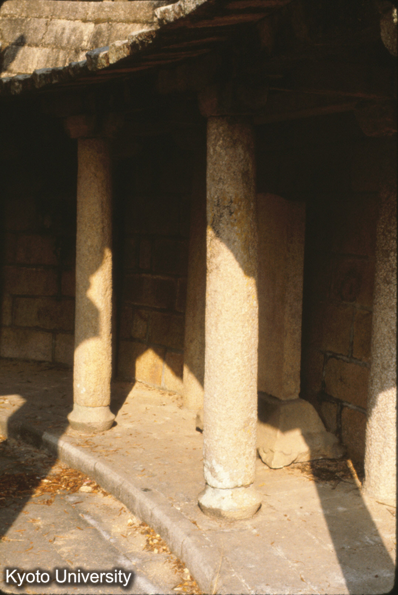 90-35_泉州 イスラーム教聖墓 回廊 (1)