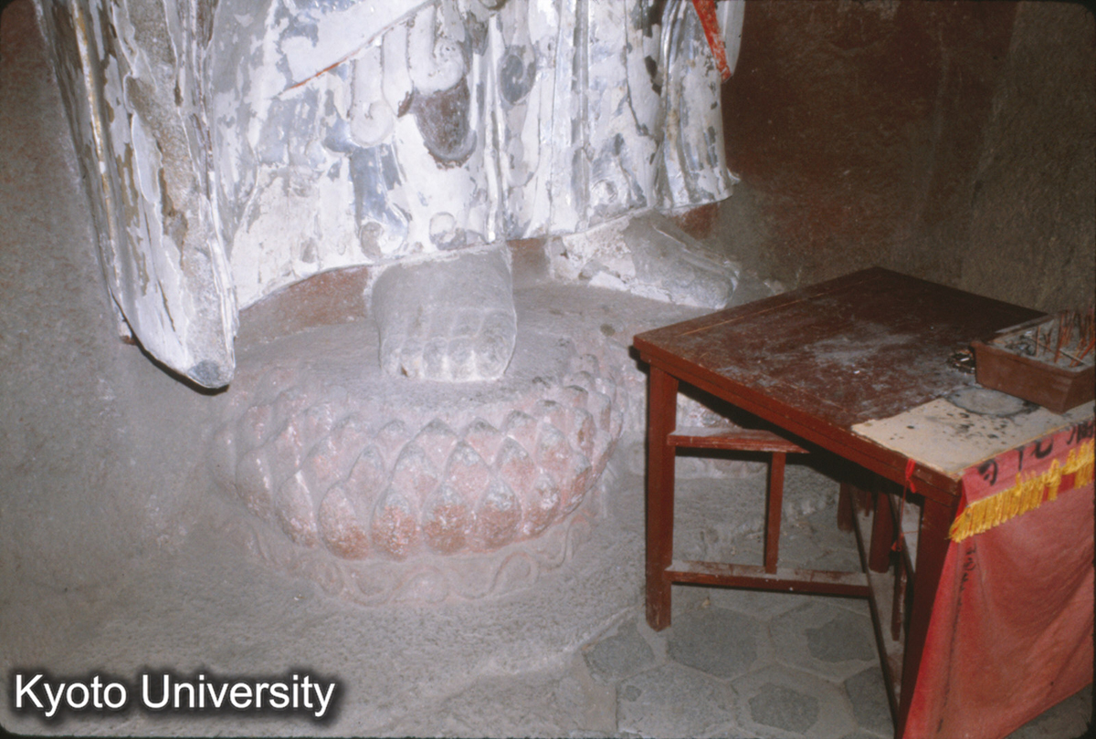 91-30_泉州 清源山 弥陀岩 阿弥陀如来 脚下 (1)