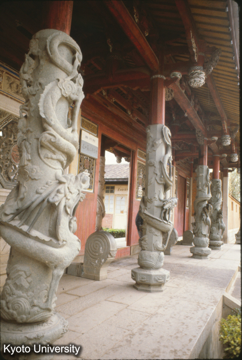 91-36_旧泉州文廟櫺星門 後廊（閩南青石彫） (1)