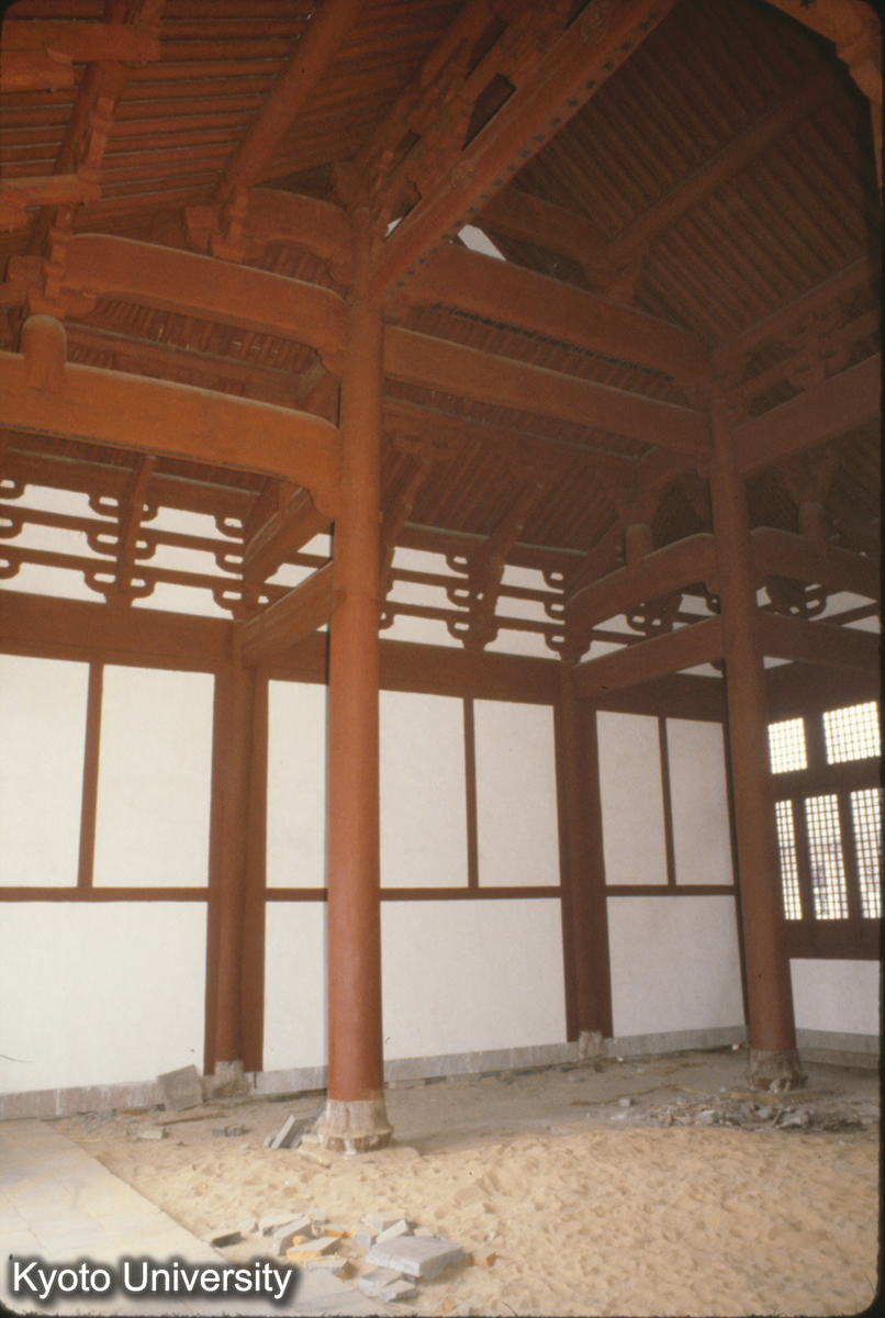 94-5_金華 天寧寺大殿 内部 (1)