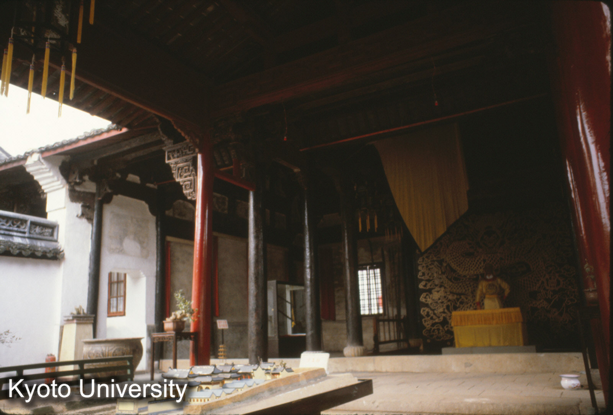 94-27_金華 侍王府 二門 (1)