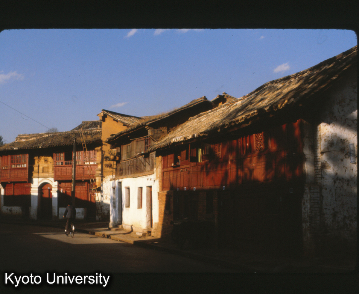 96-8_昆明 民居 (1)