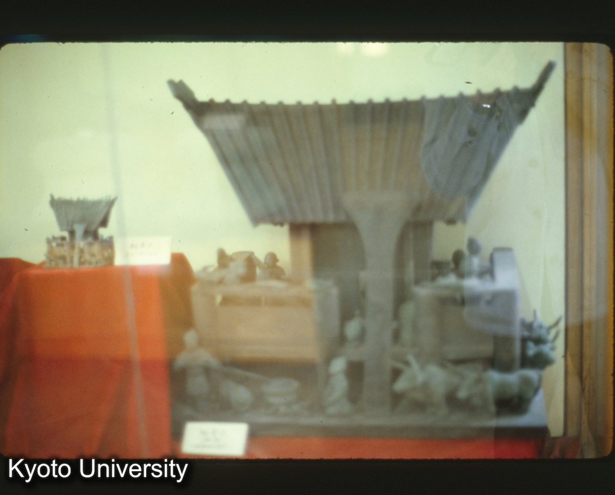 100-17_銅房子 根据原型放大模型 (1)