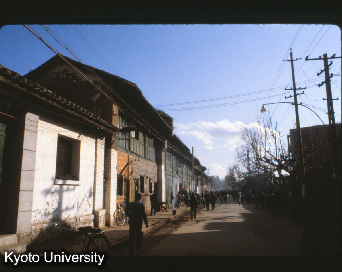 101-9_昆明 民居（書林街付近） (1)