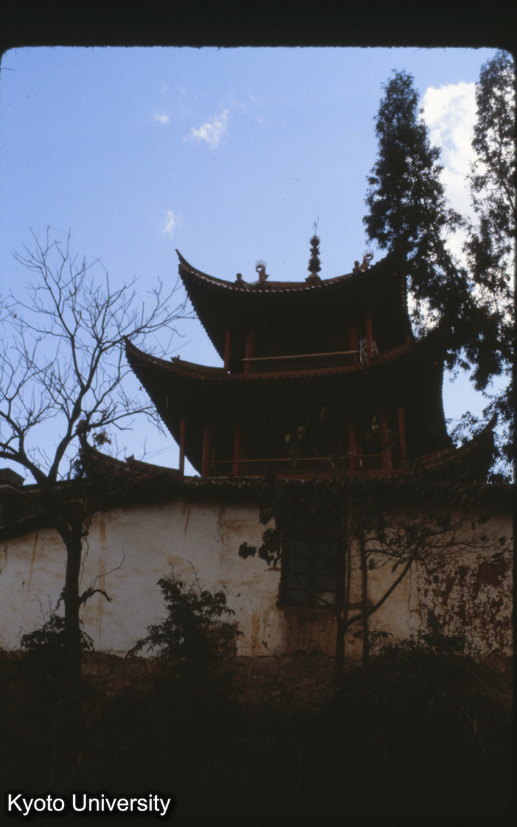 102-11_宣良 法明寺正殿 (1)