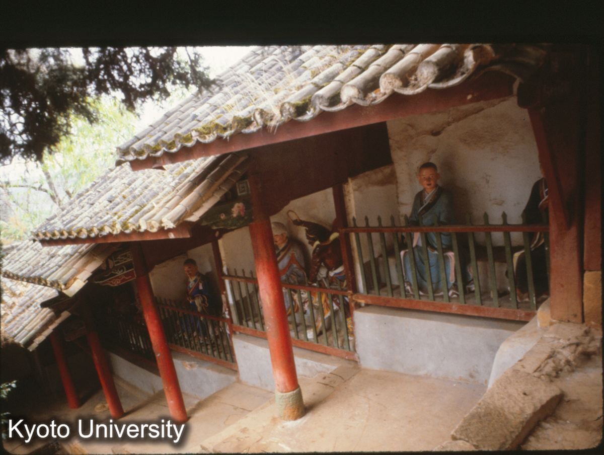 102-35_安寧 曹渓寺回廊 (1)