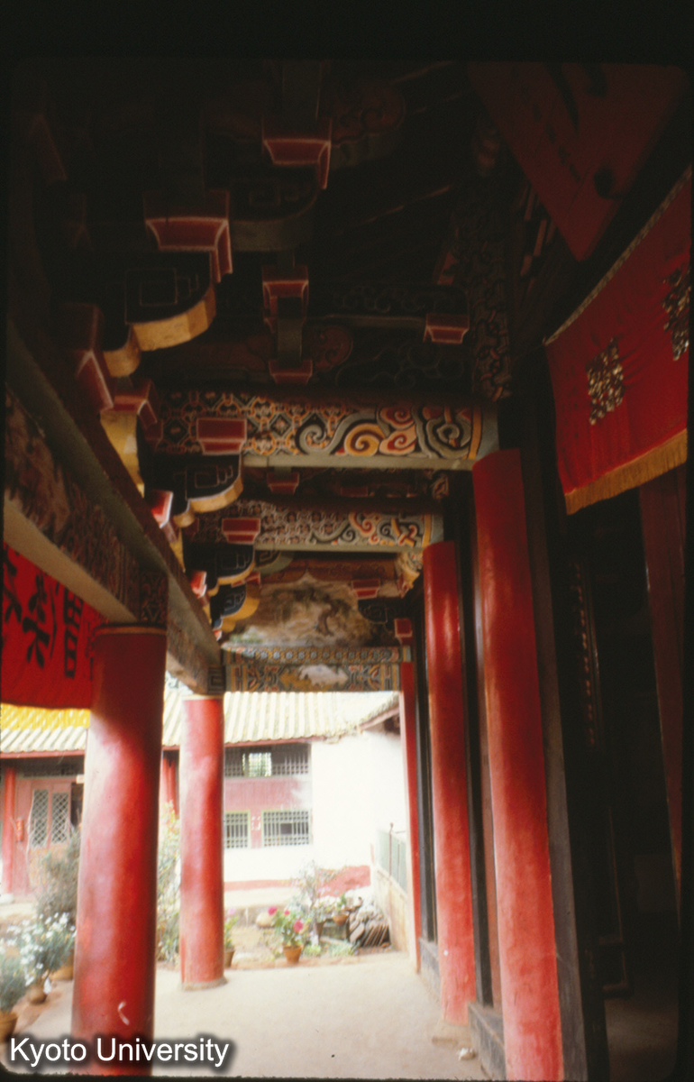 103-9_安寧 曹渓寺大殿 前廊 (1)