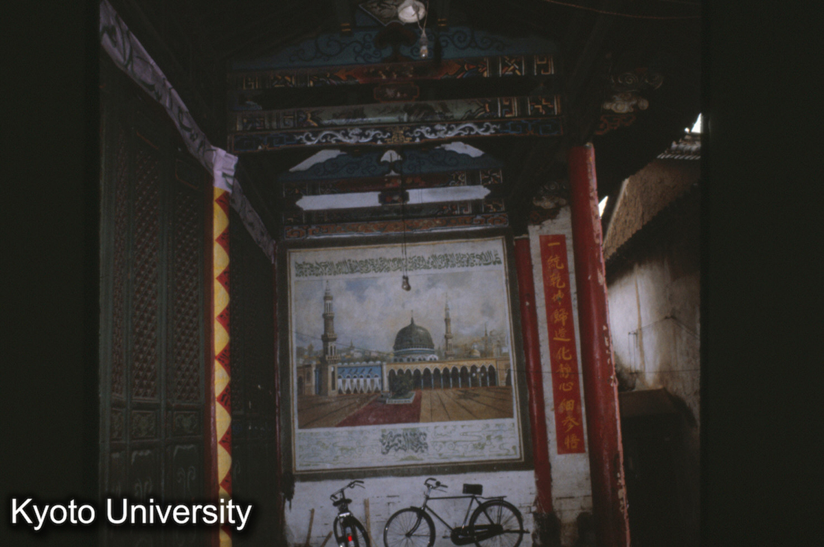 104-22_昆明 清真古寺礼拝殿 前廊 (1)