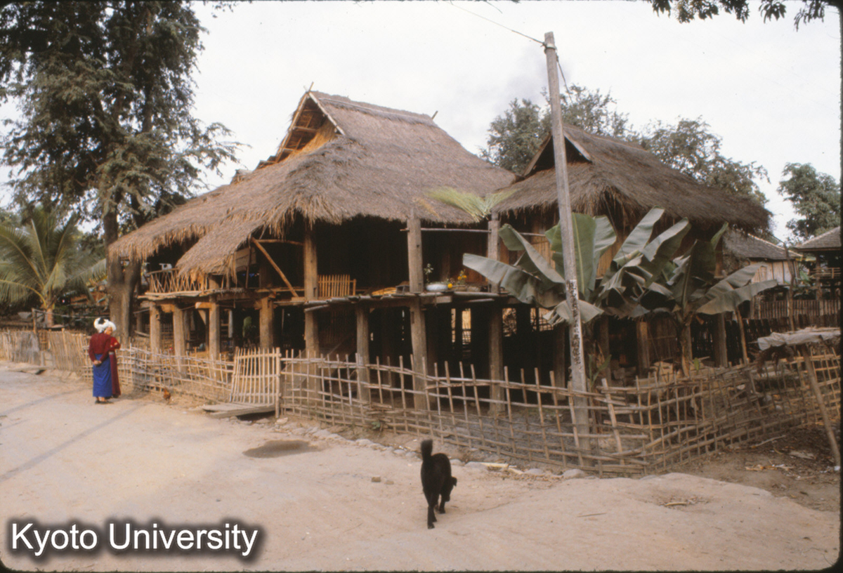 104-27_景洪 タイ族 民居 (1)