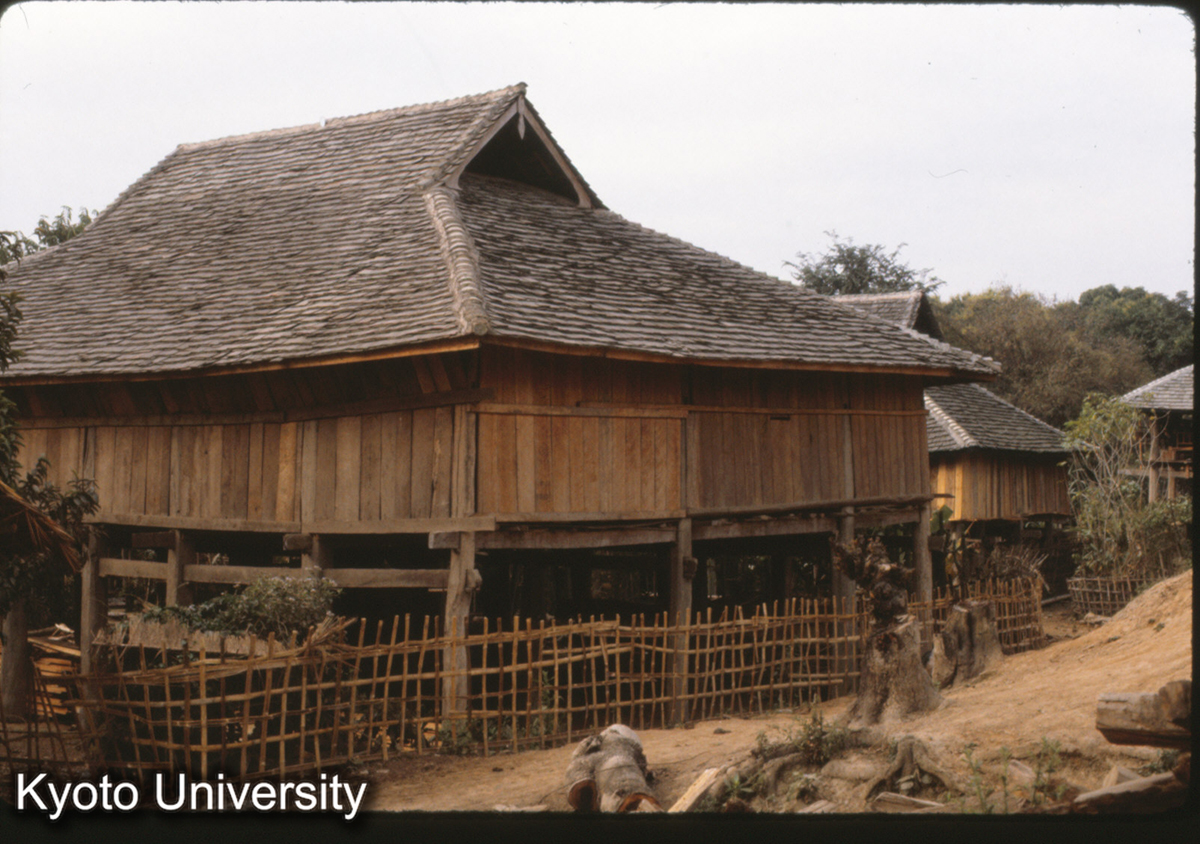 104-30_景洪 タイ族 民居 (1)