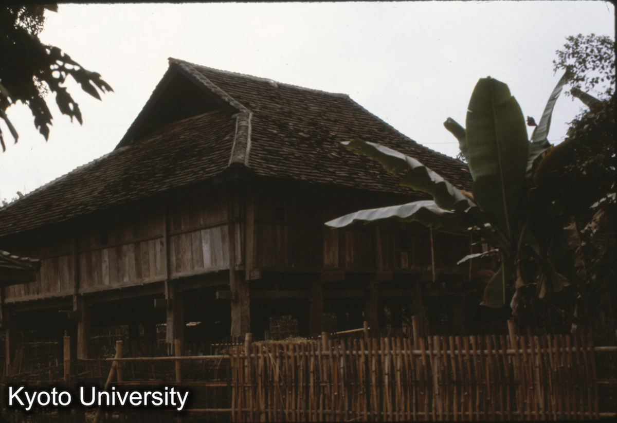 105-1_景洪 タイ族 民居 (1)