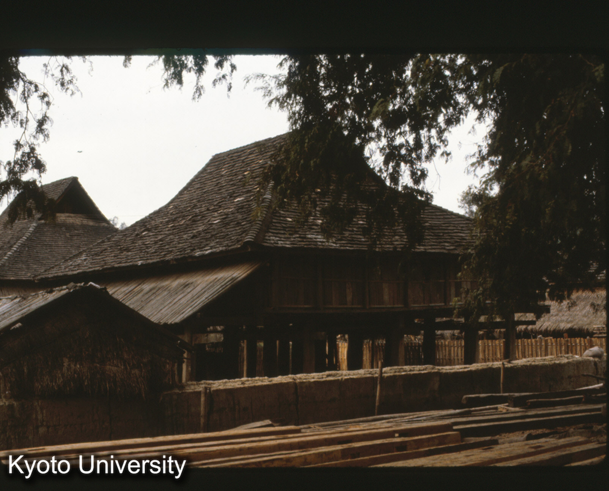 105-2_景洪 タイ族 民居 (1)