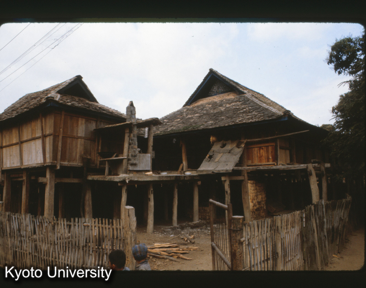 105-6_景洪 タイ族 民居 (1)