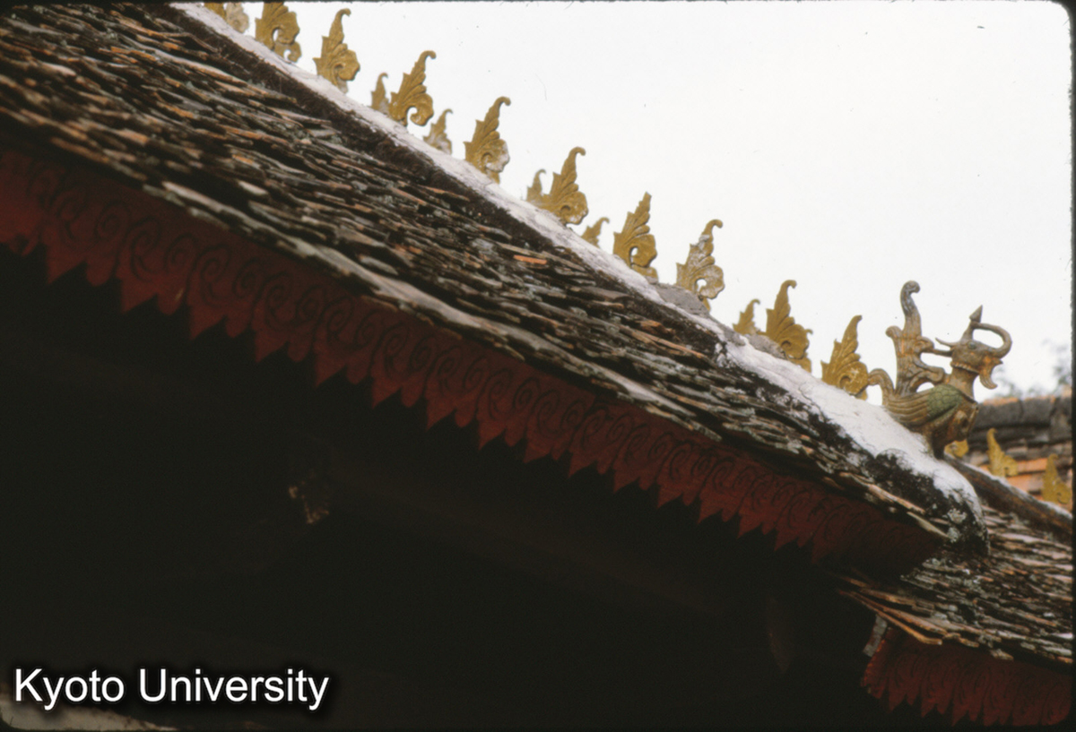 105-34_曼角仏寺大殿 屋面装飾 (1)