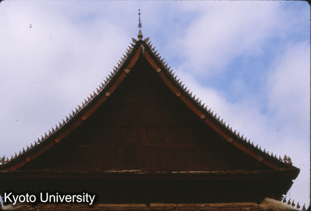 105-36_曼角仏寺大殿 (1)