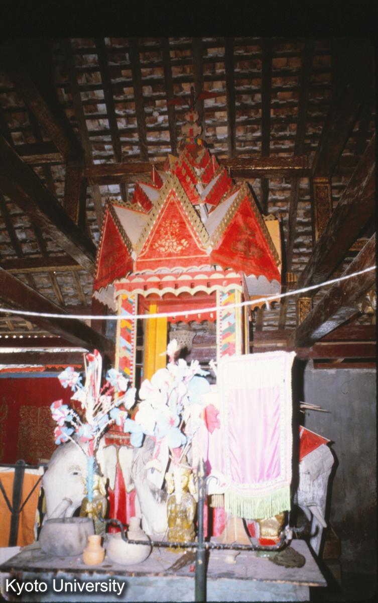 106-23_曼角仏寺大殿 騎八象仏宮 (1)