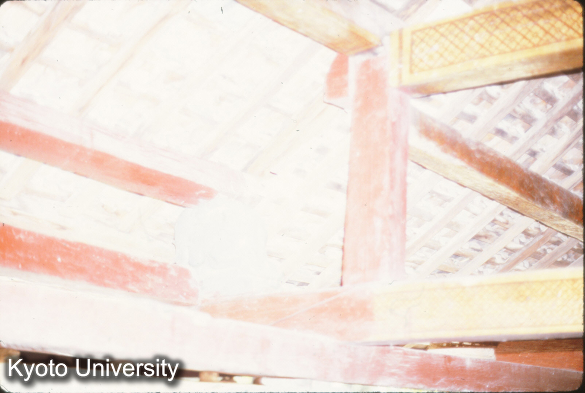 107-6_曼角仏寺大殿 (1)