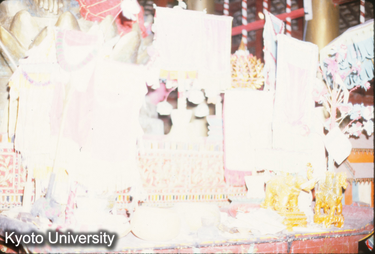 107-8_曼角仏寺 (1)