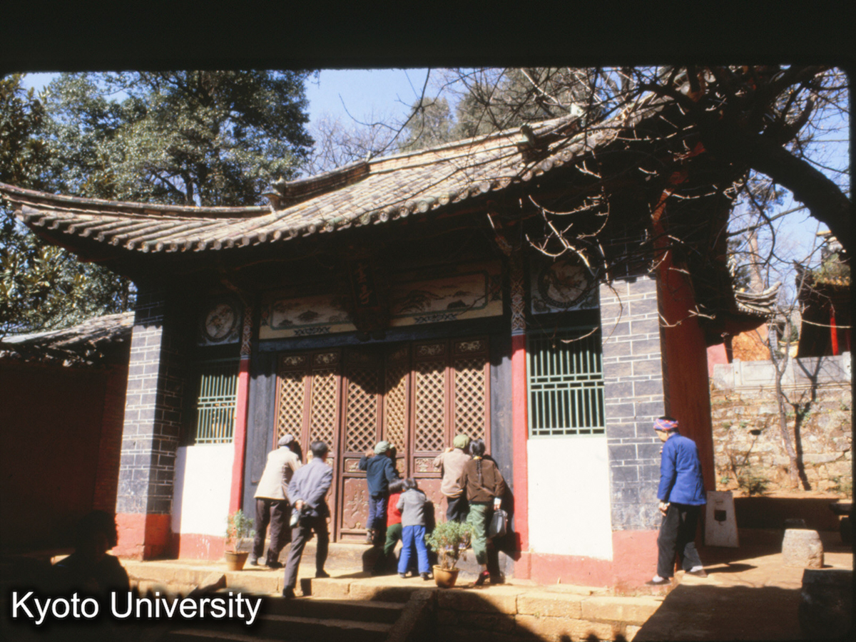 114-15_昆明 黒龍潭 斗母宮（雲亭） (1)