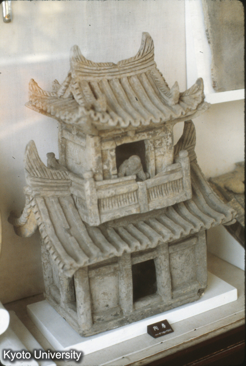 116-4_陶房（1973広漢県文化館収集）宋代 四川博 (1)