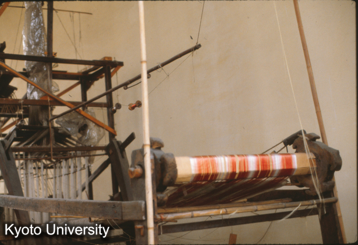 116-12_織錦機 清代 四川博 (1)