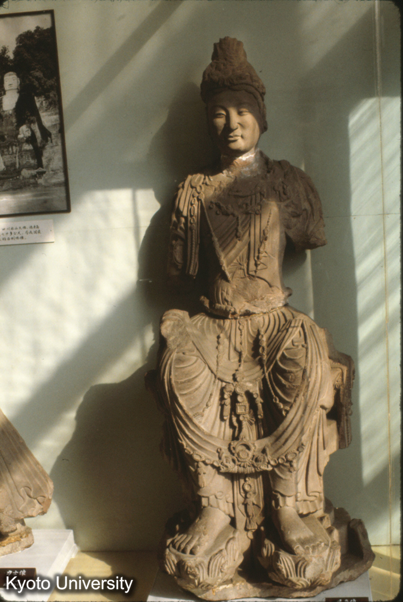 116-15_成都万仏寺出土 観音像 四川博 (1)