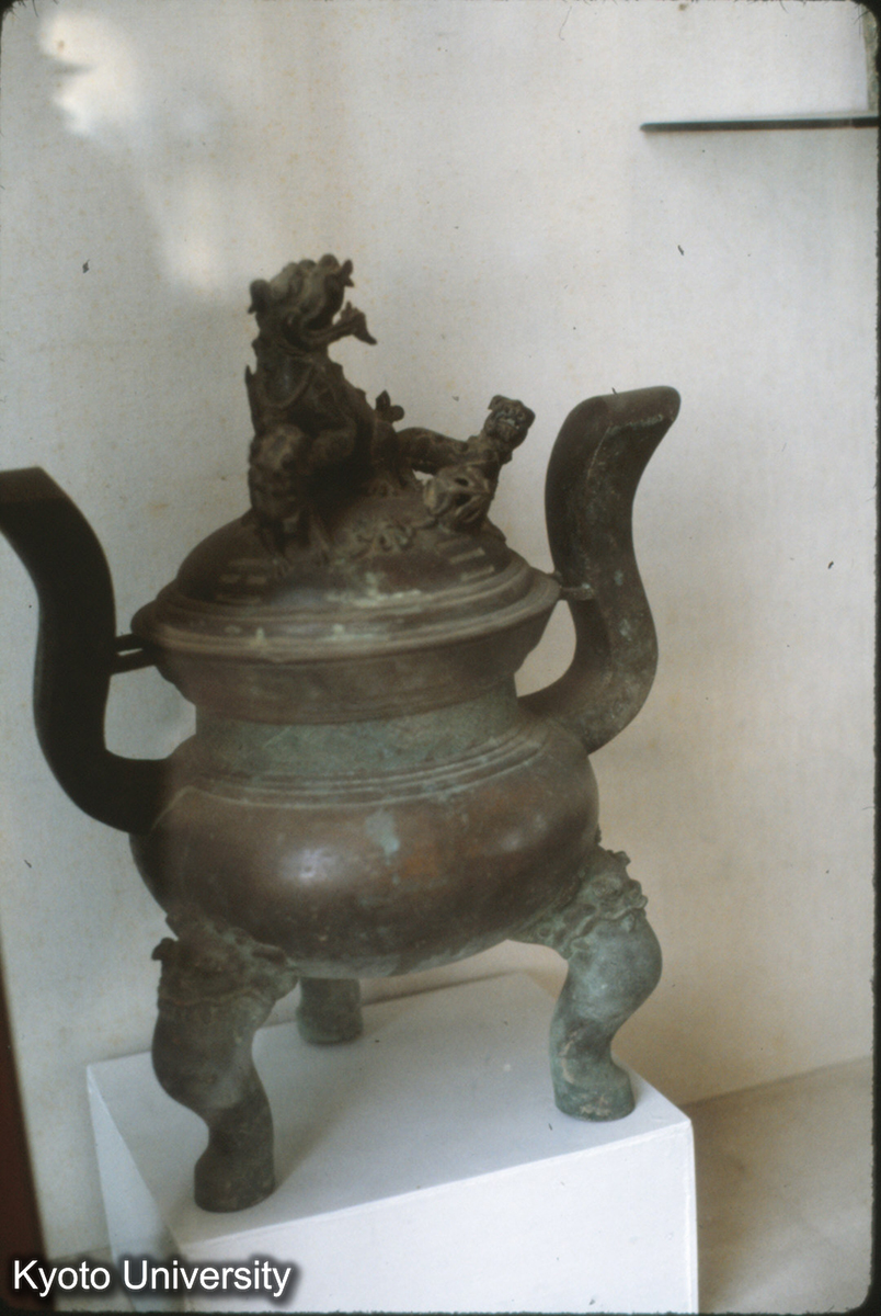 116-30_道教煉丹銅薫炉（1956成都騾馬） 四川博 (1)