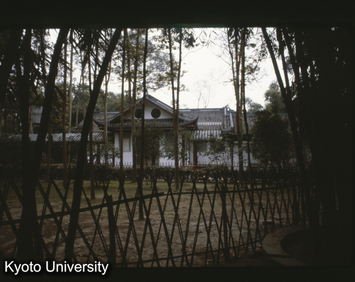 118-30_新建厠所！ 成都 杜甫草堂 (1)