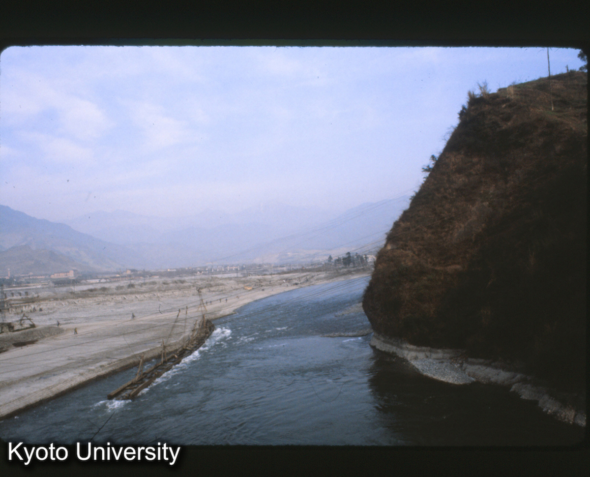 119-12_灌県 都江堰 (1)