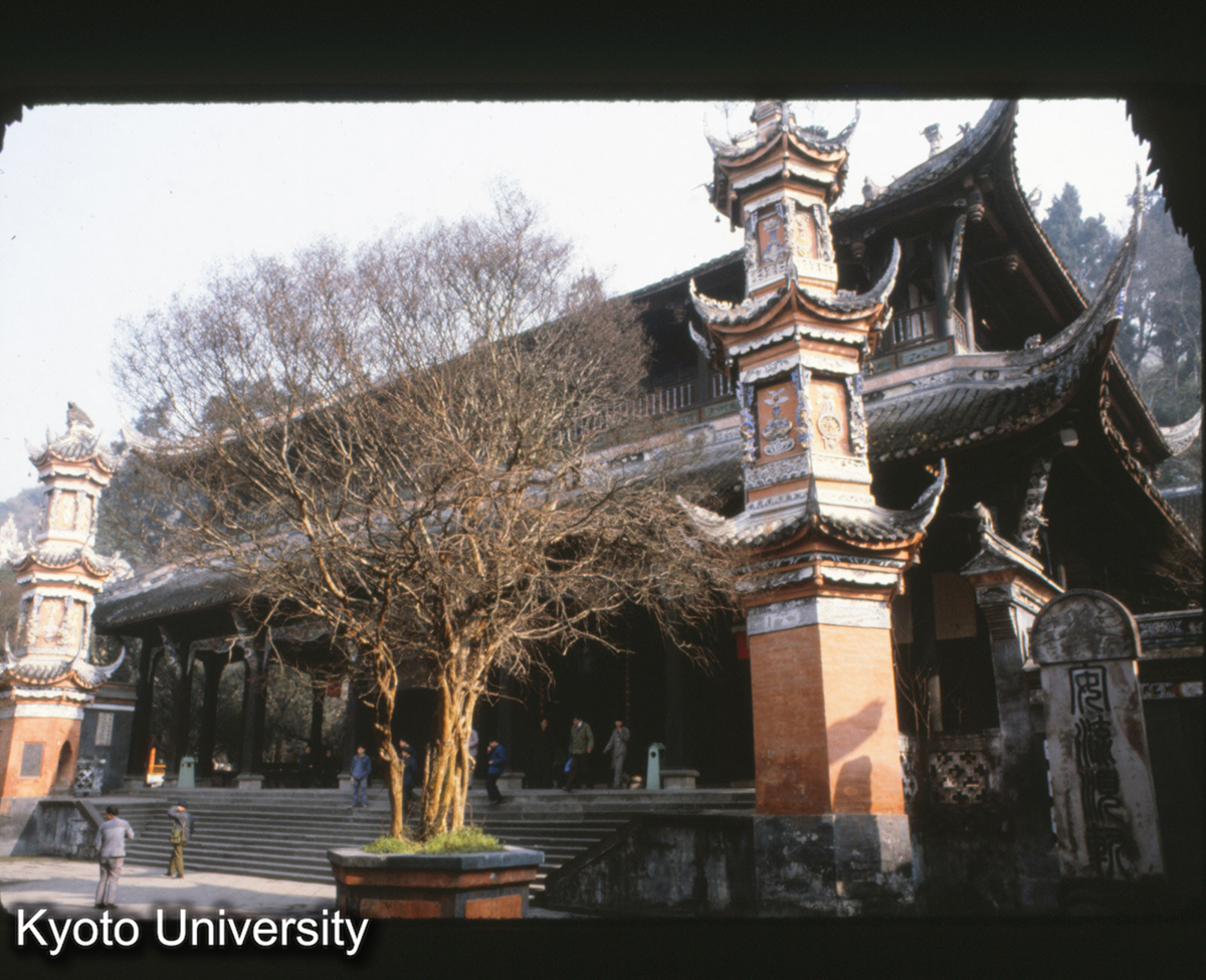 119-34_灌県 二王廟 (1)