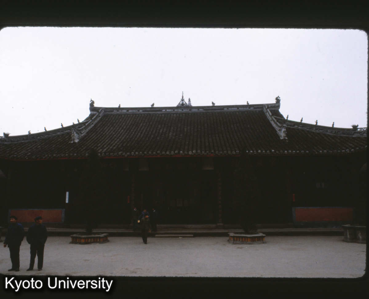 122-10_成都 宝光寺七仏殿 後面 (1)