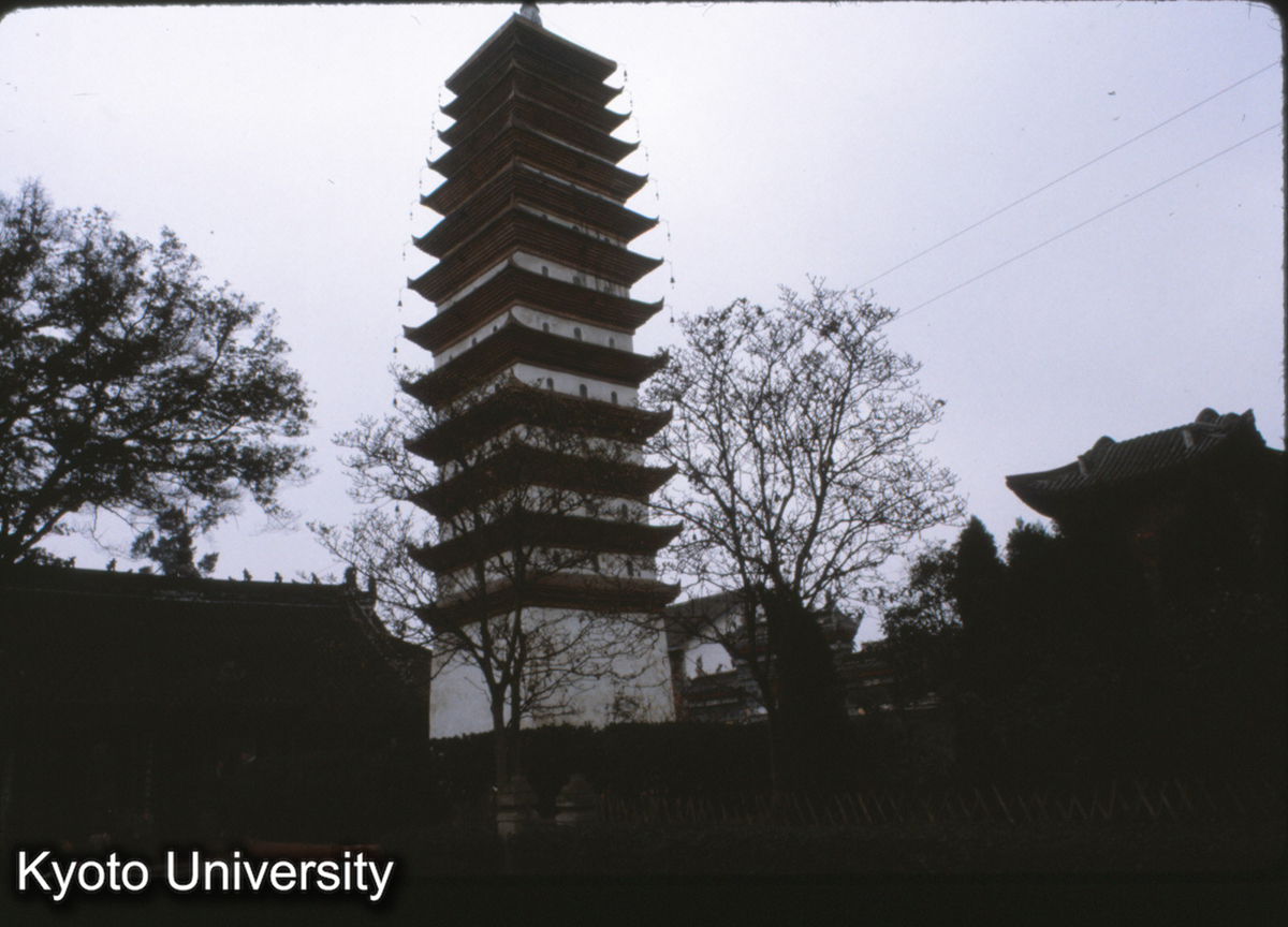122-16_成都 宝光寺 塔 (1)