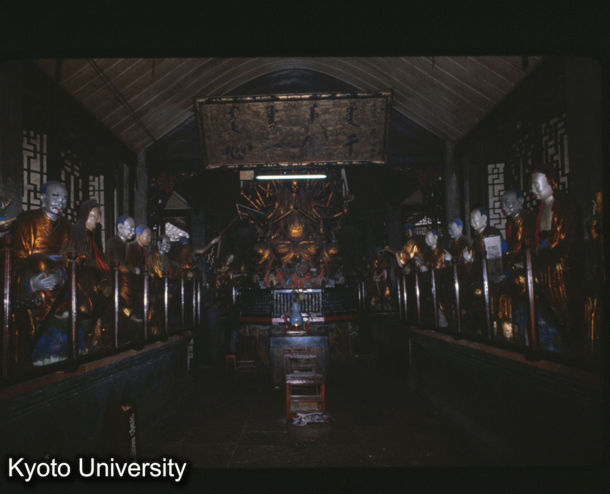 122-24_成都 宝光寺羅漢堂 (1)