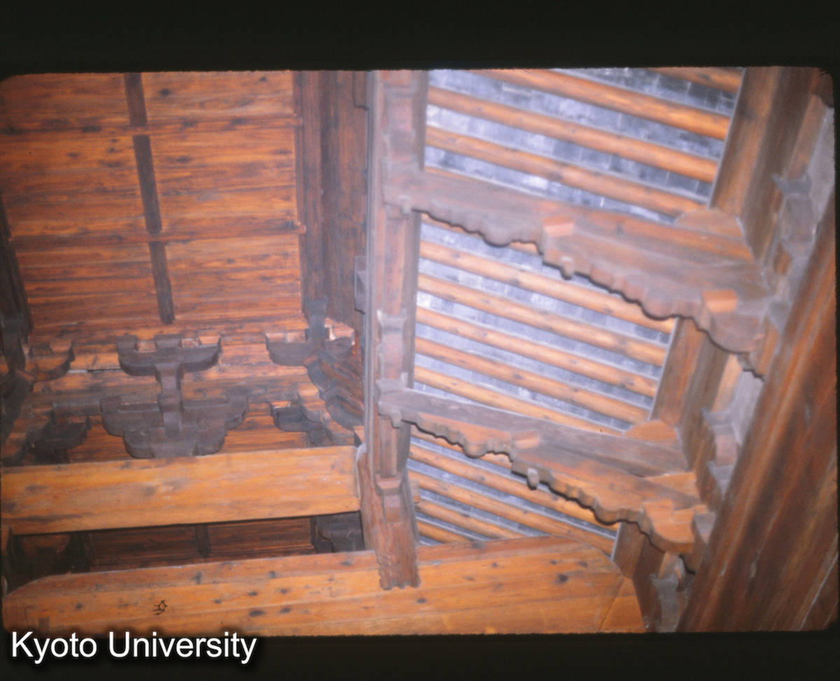 127-25_真如寺正殿 梁架 (1)