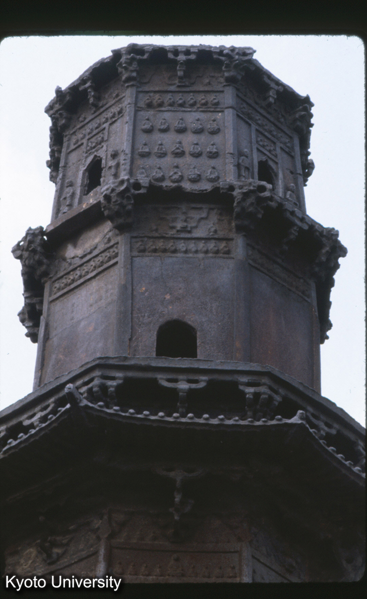 129-2_甘露寺鉄塔 細部 (1)