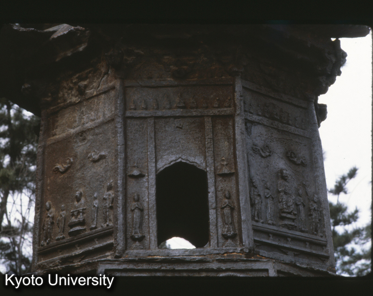 129-3_甘露寺鉄塔 細部 (1)