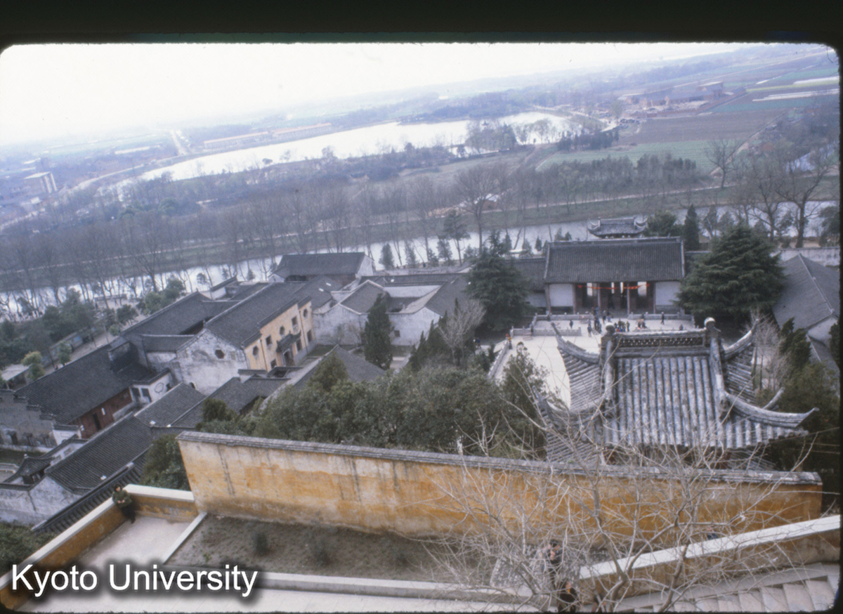 129-12_鎮江 金山 江天寺 俯観 (1)