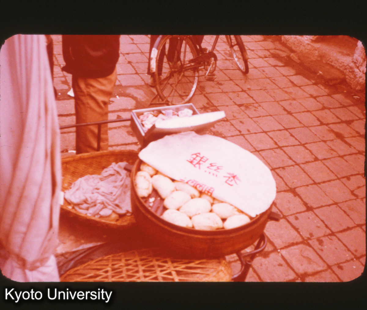 P338_銀糸巻 昆明 (1)