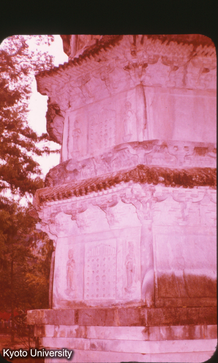 P160_杭州 霊隠寺石塔 (1)