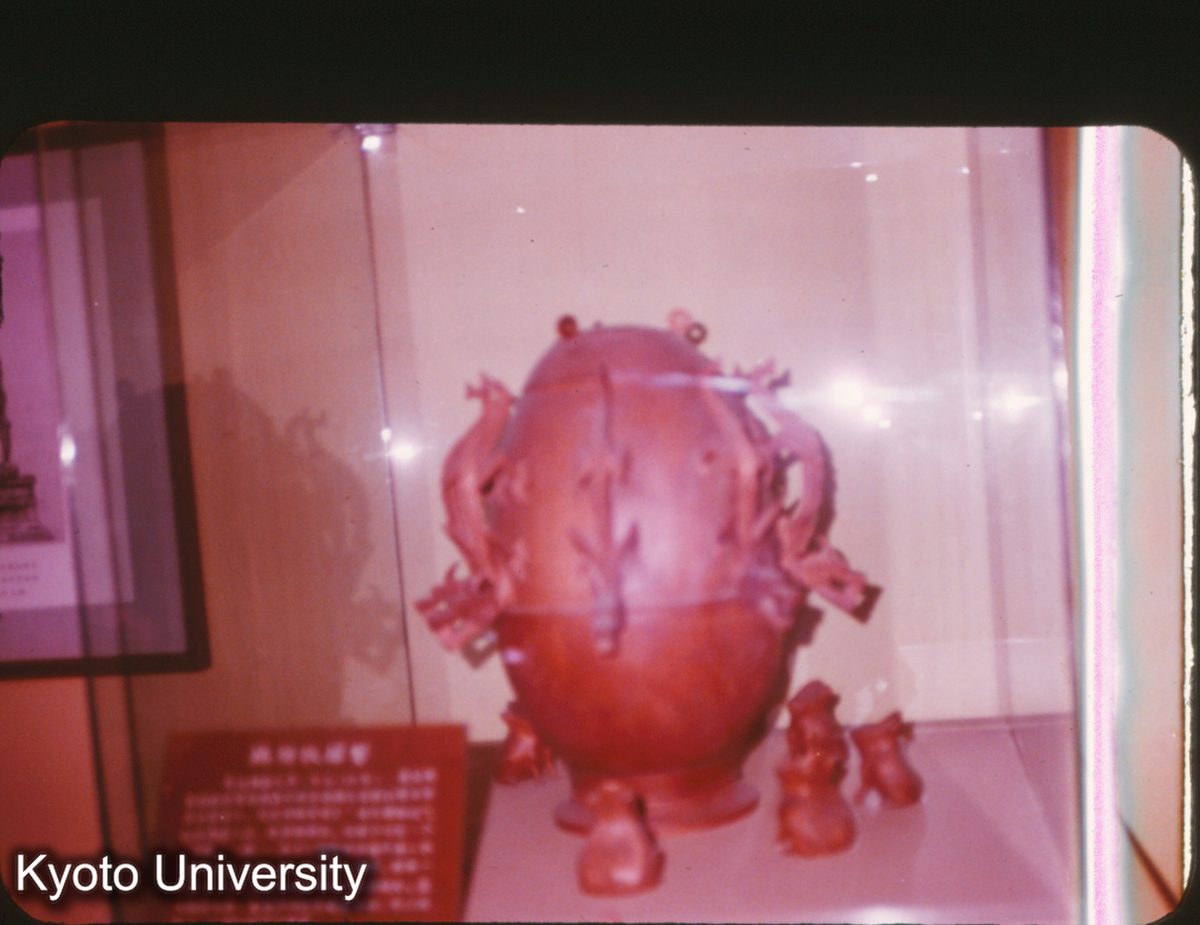 P197_張衡候風地動儀 模型 （河南省博） (1)