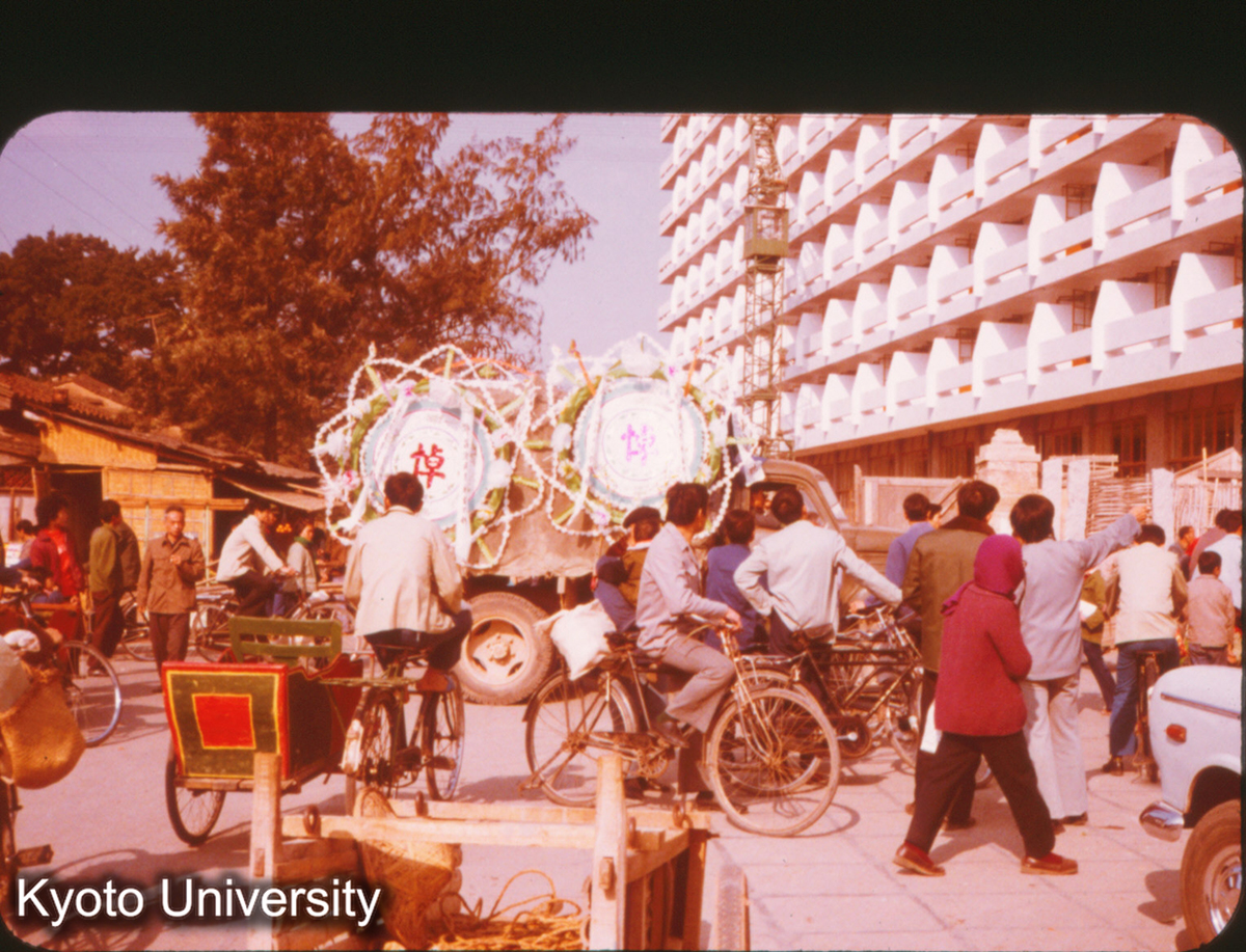 P246_葬式 泉州 (1)