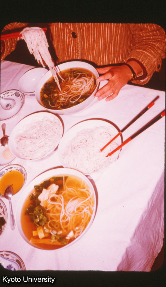 P281_過橋米線（ビーフン）（2） 昆明 (1)