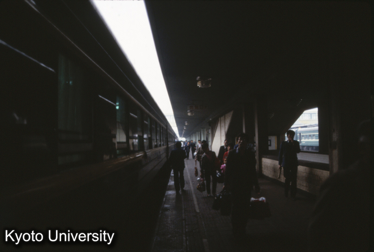 292_北京站 月台 (1)