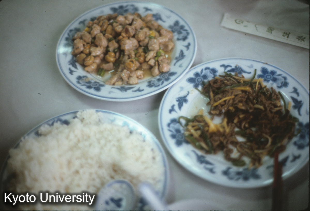 296_餐車の午飯 (1)