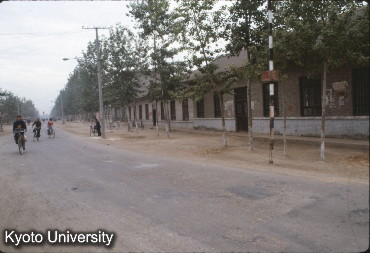 715_夏県 禹王城 道路即東城墻 (1)