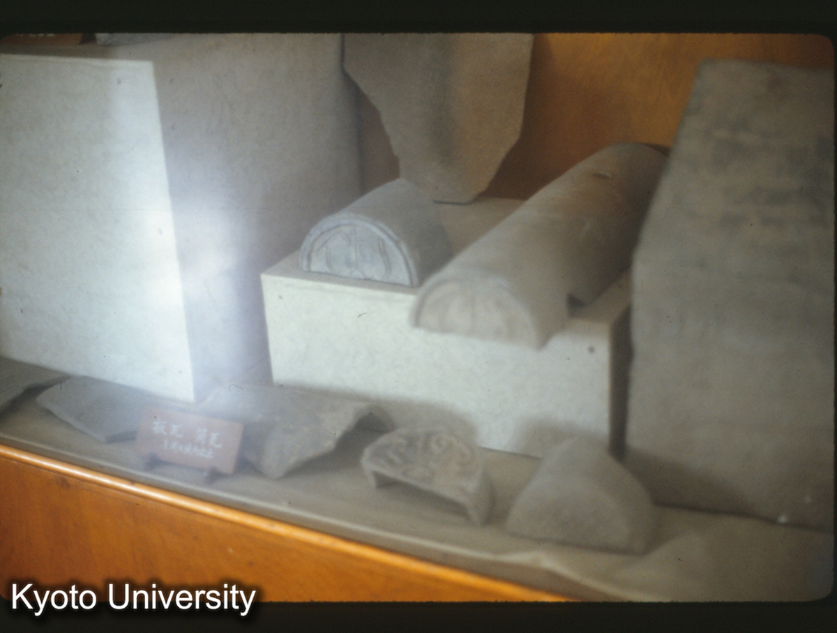 820_洛陽東周王城出土 筒瓦・板瓦（洛陽市博物館） (1)