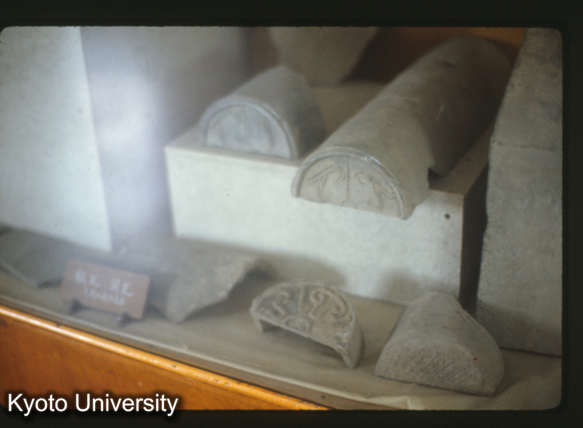 821_東周王城出土 筒瓦・板瓦（洛陽市博物館） (1)